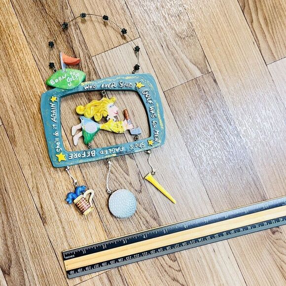 Karen Rossi Born To Golf Wall Decor Hanging Golfer Woman Lady Girl Colorful Fun - Picture 10 of 10